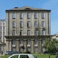 Widok od strony wschodniej na budynek przy Wileńskiej