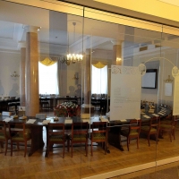 Stół w Pałacu Prezydenckim