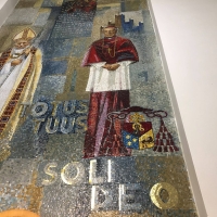 Mozaika z Prymasem Tysiąclecia.