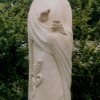 Figura Matki Bożej Królowej Polski