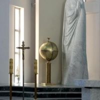 Wnętrze - rzeźba Maryi