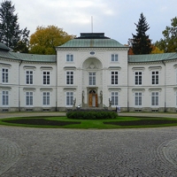 Pałac Myślewicki - front
