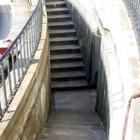 Amfiteatr - schody pod widownię