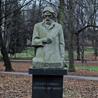 Pomnik Cypriana Kamila Norwida