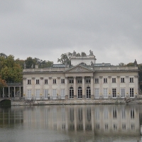 Pałac na wodzie - fasada północna