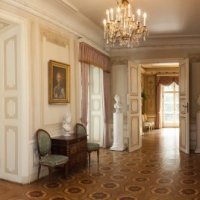 Pałac Myślewicki - korytarz